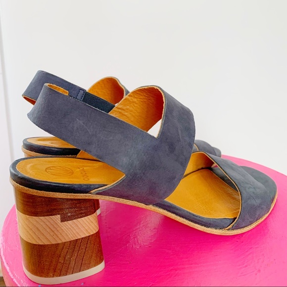 coclico bird sandal